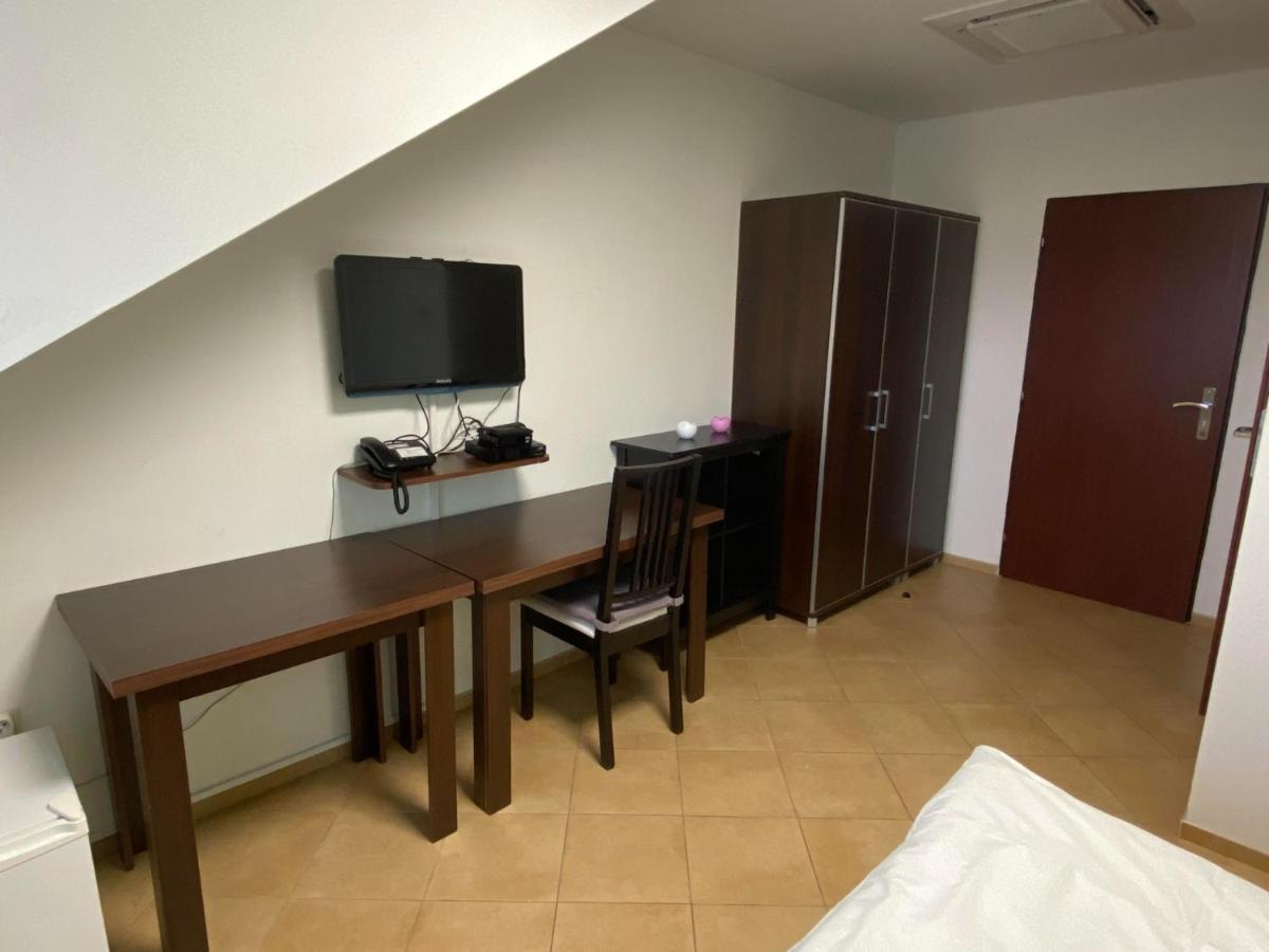 Hotel Pod Zelenou Český Těšín Kültér fotó